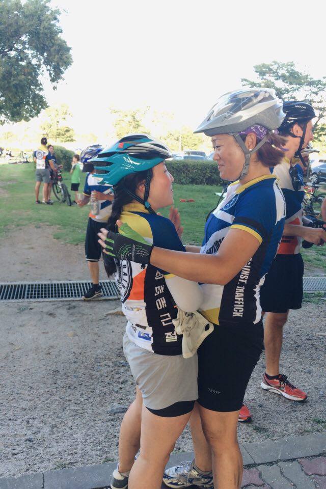 Joy and Jojo rejoicing together over the finish!